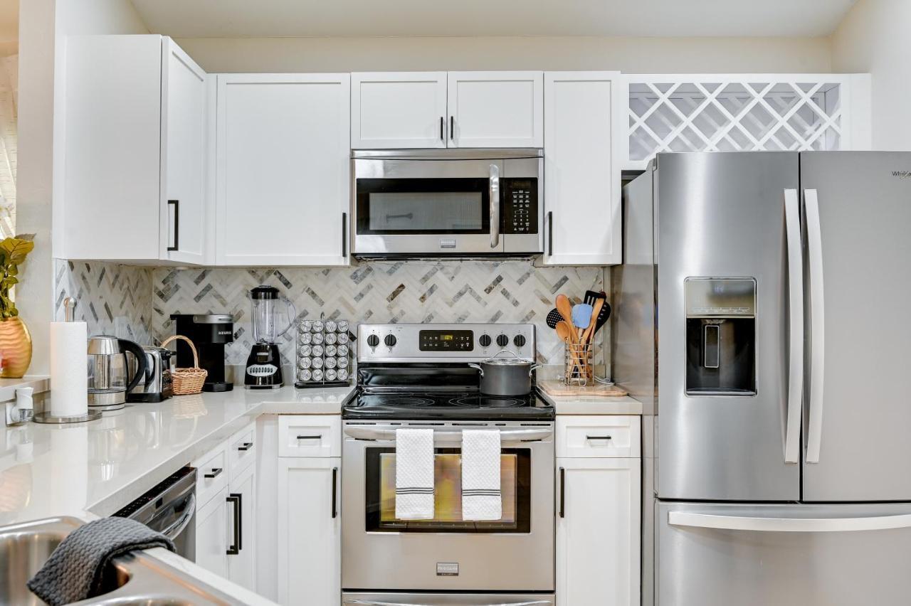 Pet-Friendly Naples Vacation Rental With Fire Pit! Exterior photo