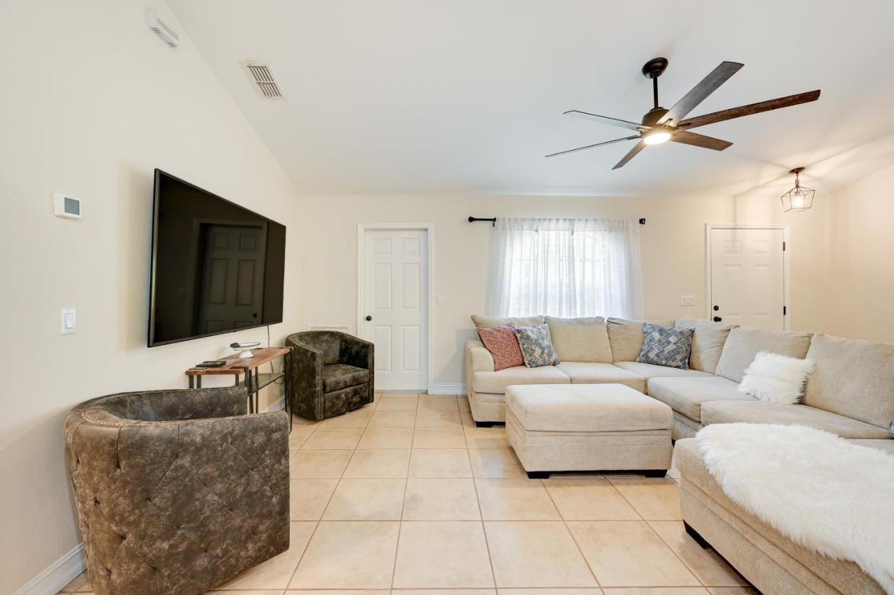 Pet-Friendly Naples Vacation Rental With Fire Pit! Exterior photo